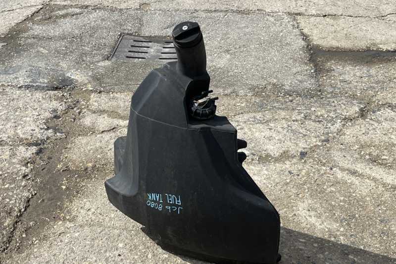 OmecoHub - Immagine JCB 8080